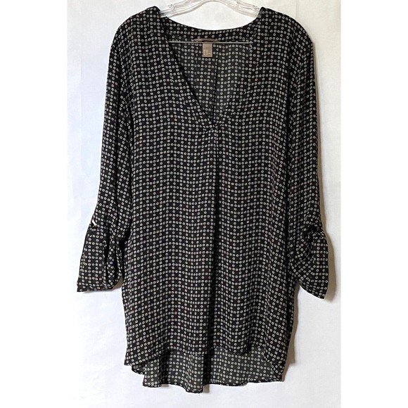 H&M Tops - H&M Blouse Womens 20 Black White High-Low 3/4 Adjustable Sleeves Side Slits Top